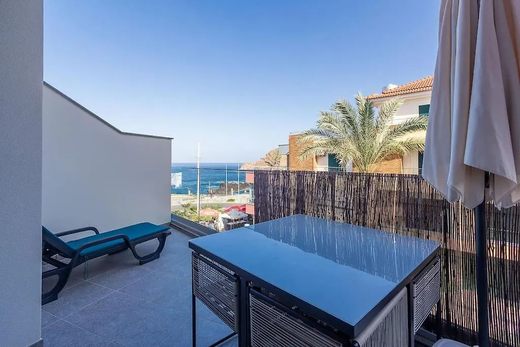 Luxury And Modern Apartment In Porto Moniz Center 0*,