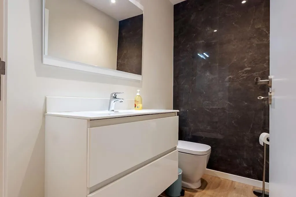 Luxury And Modern Apartment In Porto Moniz Center Portugal