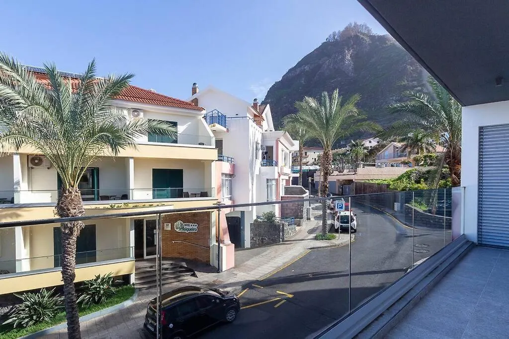 Luxury And Modern Apartment In Porto Moniz Center Portugal